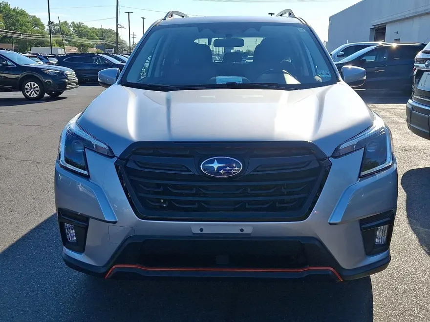 2023 Subaru Forester Sport photo 1