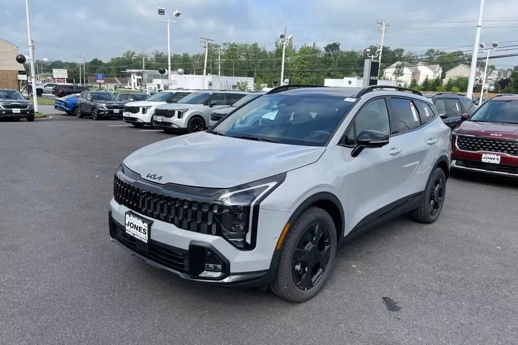 2026 Kia Sportage X-Line photo 1