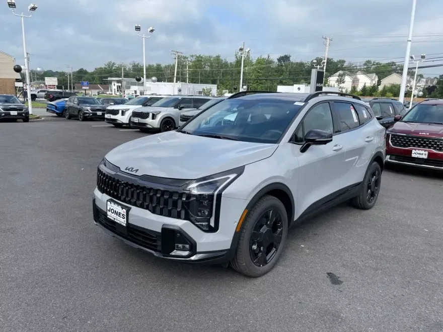 2026 Kia Sportage X-Line photo 1