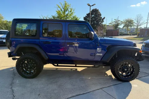 2018 Jeep Wrangler Unlimited Sport photo 3