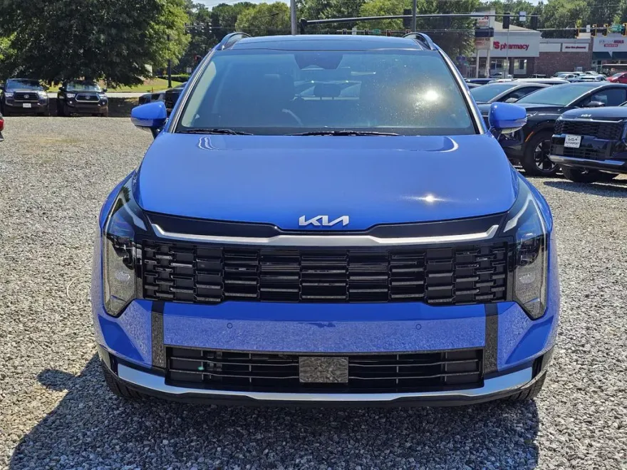 2026 Kia Sportage SX photo 1