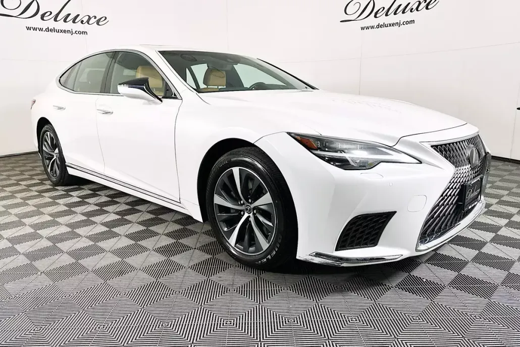 2021 Lexus LS 500 photo 1