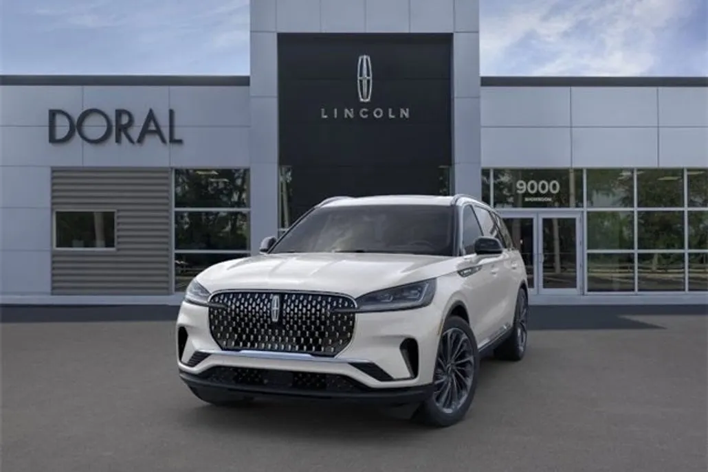 2025 Lincoln Aviator Reserve photo 1