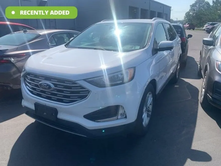 2020 Ford Edge SEL photo 1
