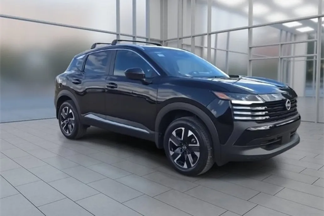 2026 Nissan Kicks SV photo 1