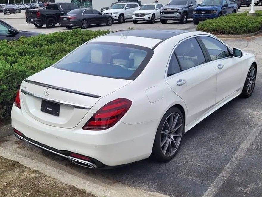 2020 Mercedes Benz S 560 photo 1