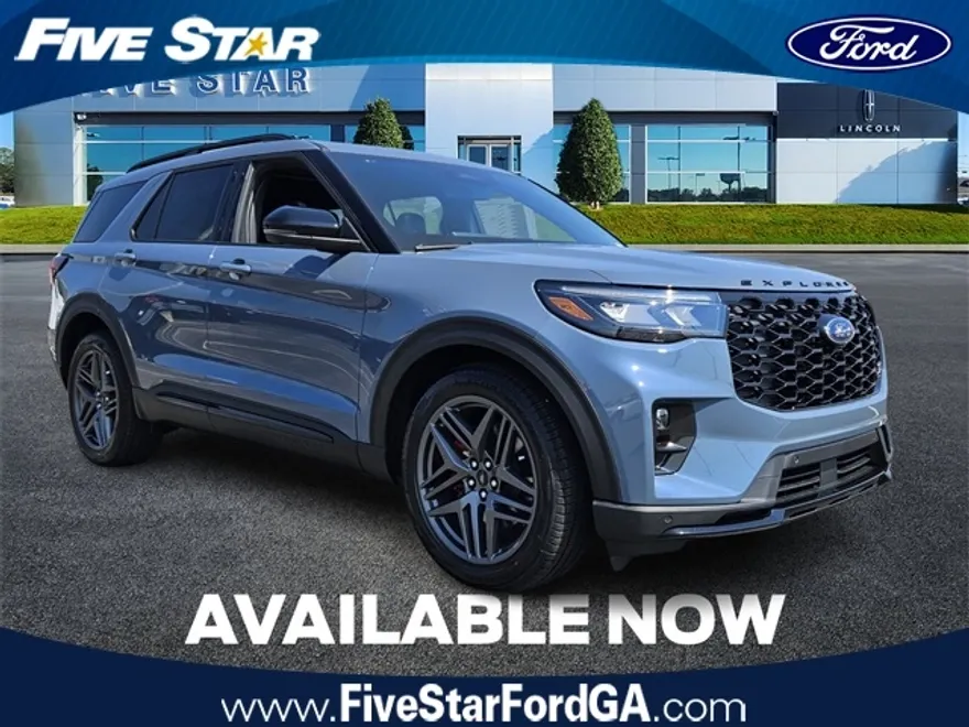 2025 Ford Explorer ST photo 1