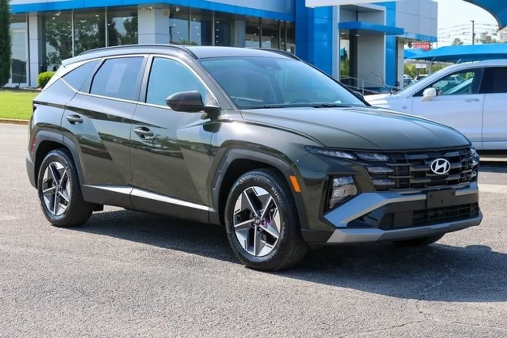 2025 Hyundai Tucson SEL photo 1