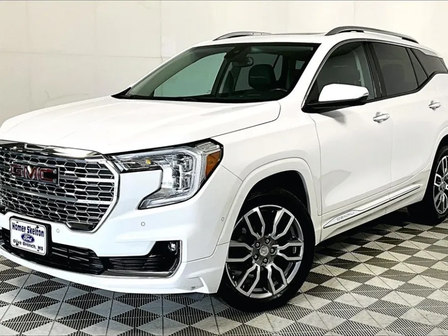 2022 Gmc Terrain Denali photo 1