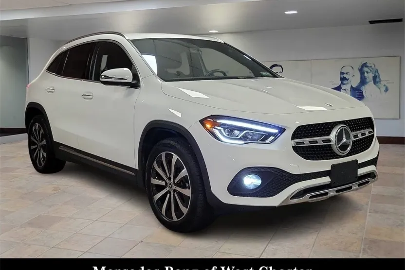 2021 Mercedes Benz GLA 250 photo 1