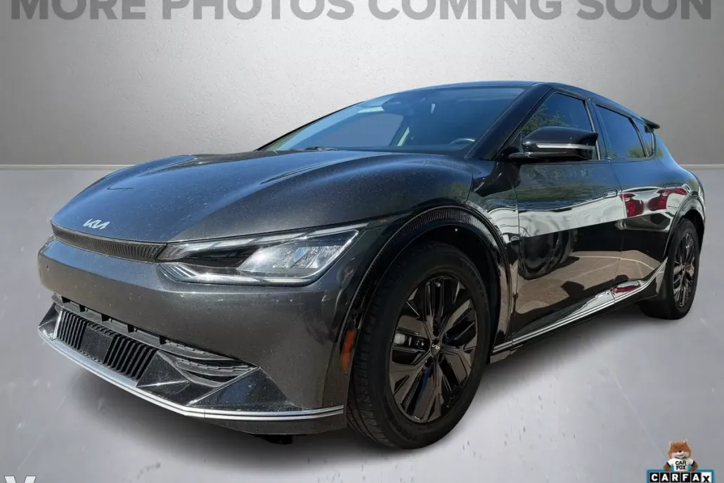 2022 Kia EV6 Wind photo 1