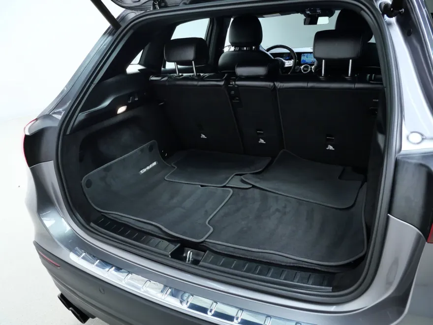 2023 Mercedes Benz GLA AMG 45 photo 1