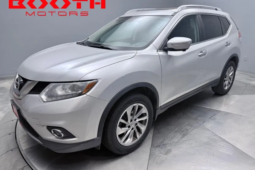 2015 Nissan Rogue SL photo 1