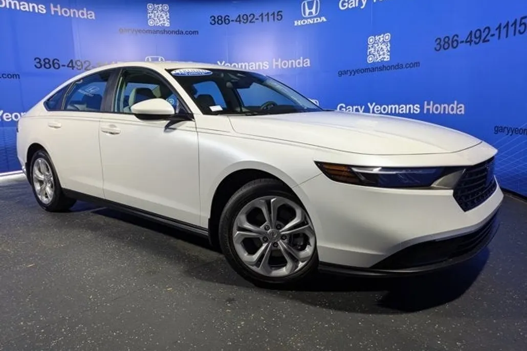 2024 Honda Accord LX photo 1