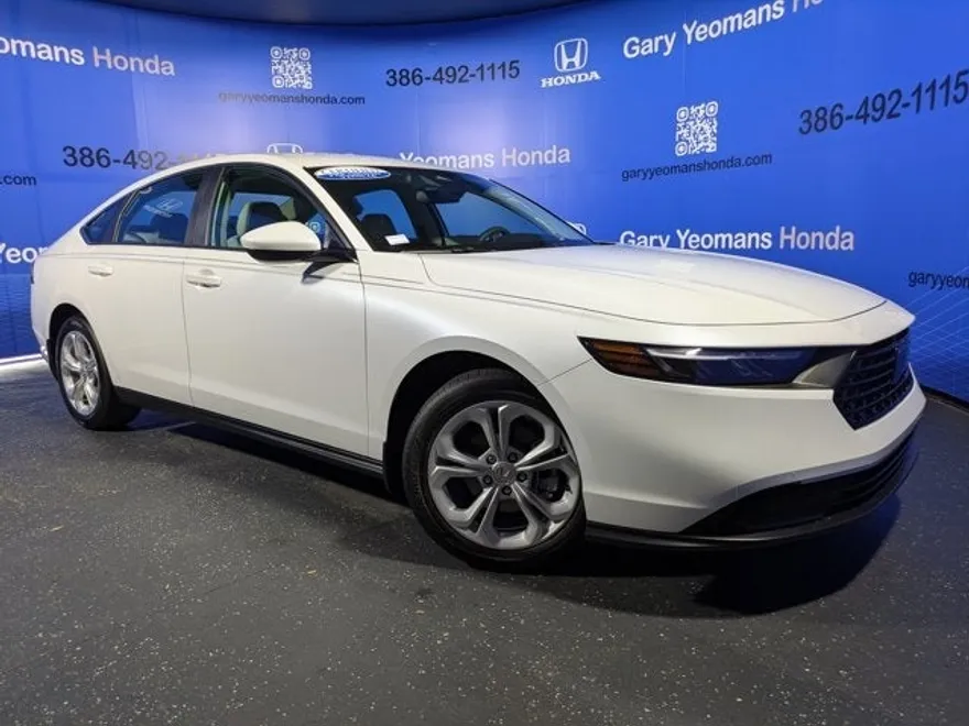 2024 Honda Accord LX photo 1