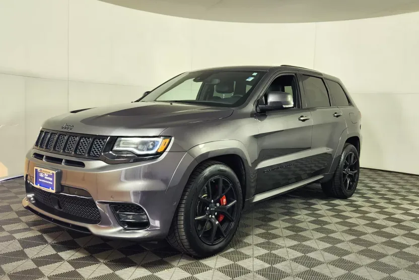 2018 Jeep Grand Cherokee SRT8 photo 1