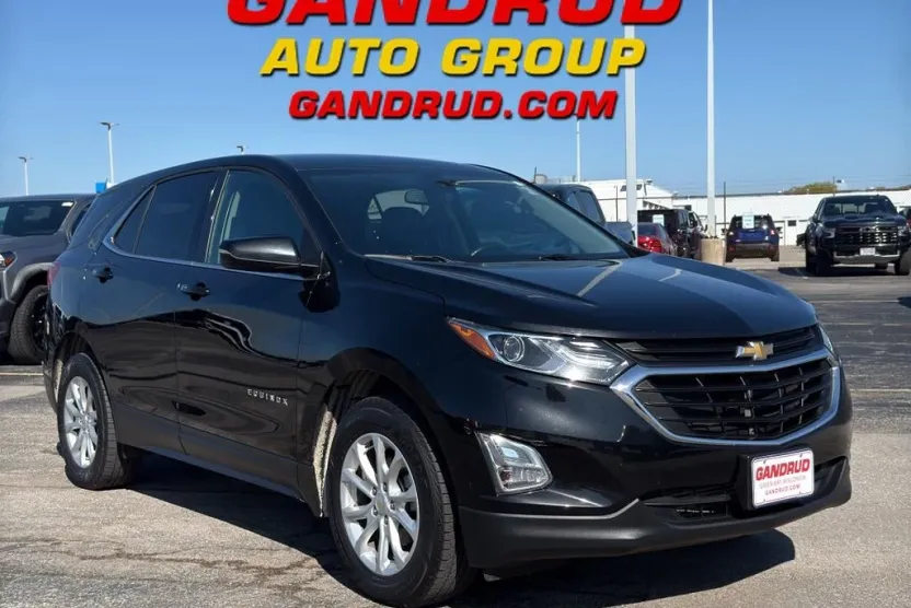 2018 Chevrolet Equinox LT photo 1