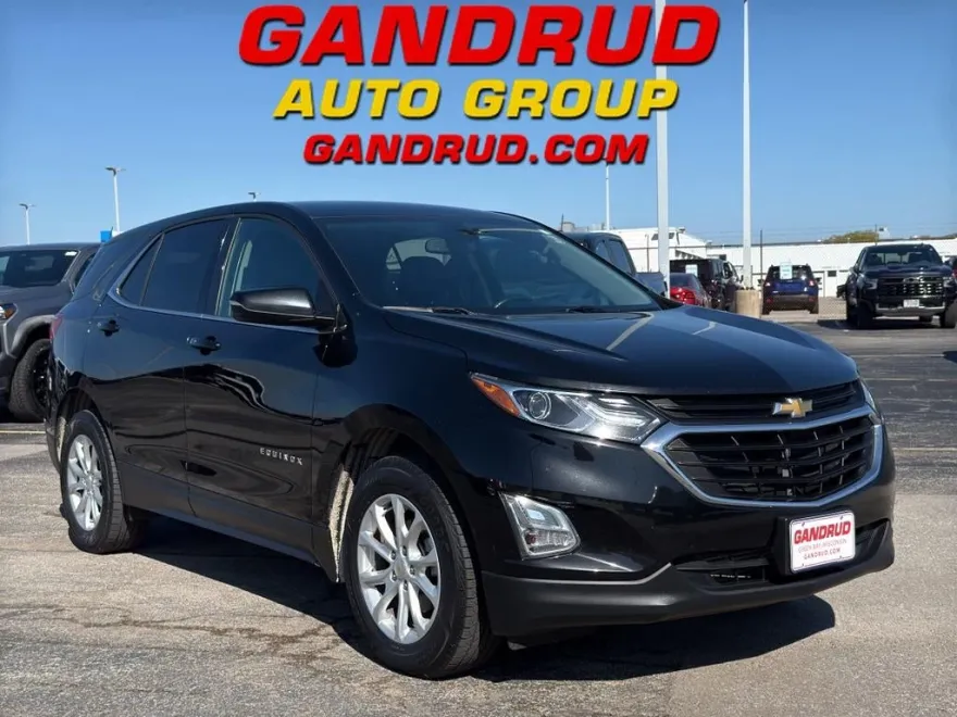 2018 Chevrolet Equinox LT photo 1