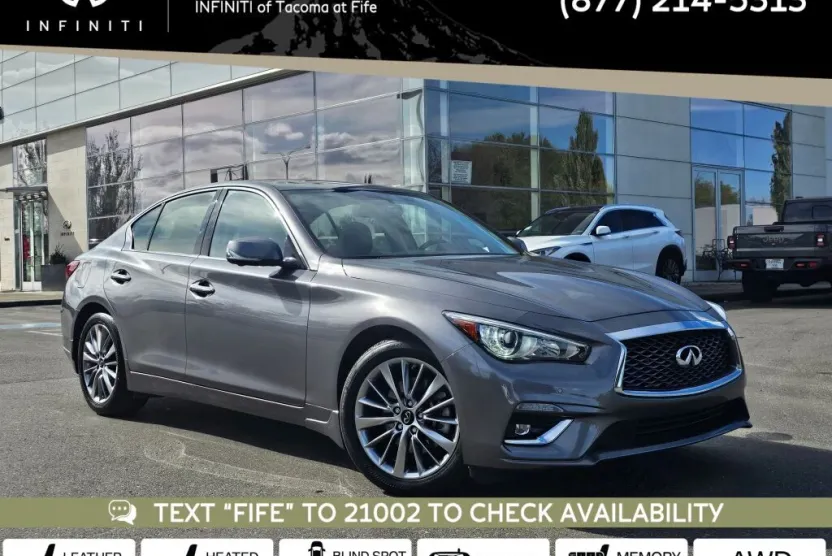 2024 Infiniti Q50 LUXE photo 1
