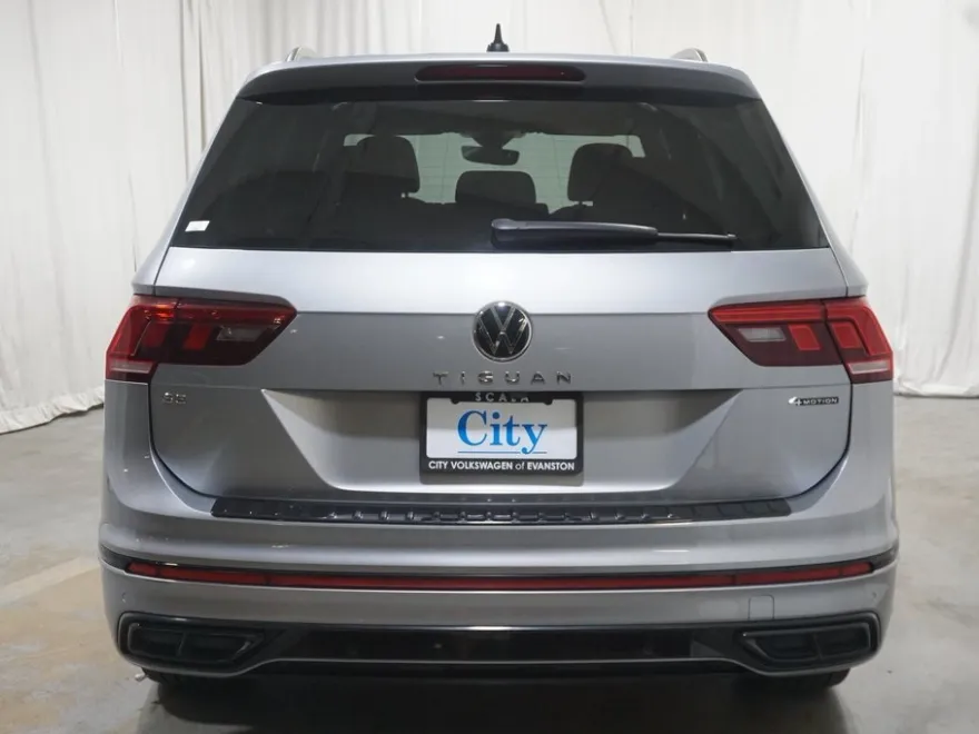 2022 Volkswagen Tiguan SE R-Line Black photo 1