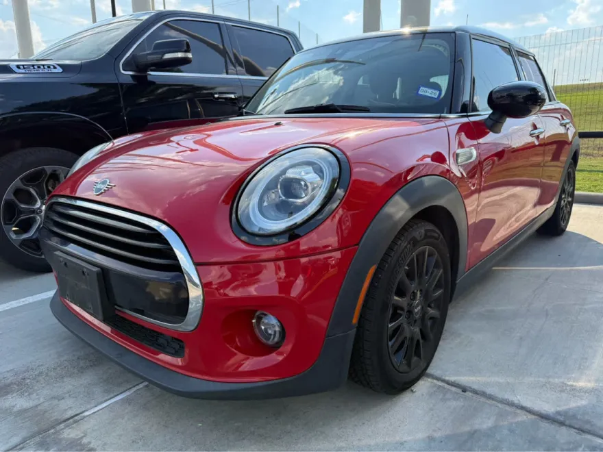 2021 Mini Cooper 4 Door Hardtop photo 1