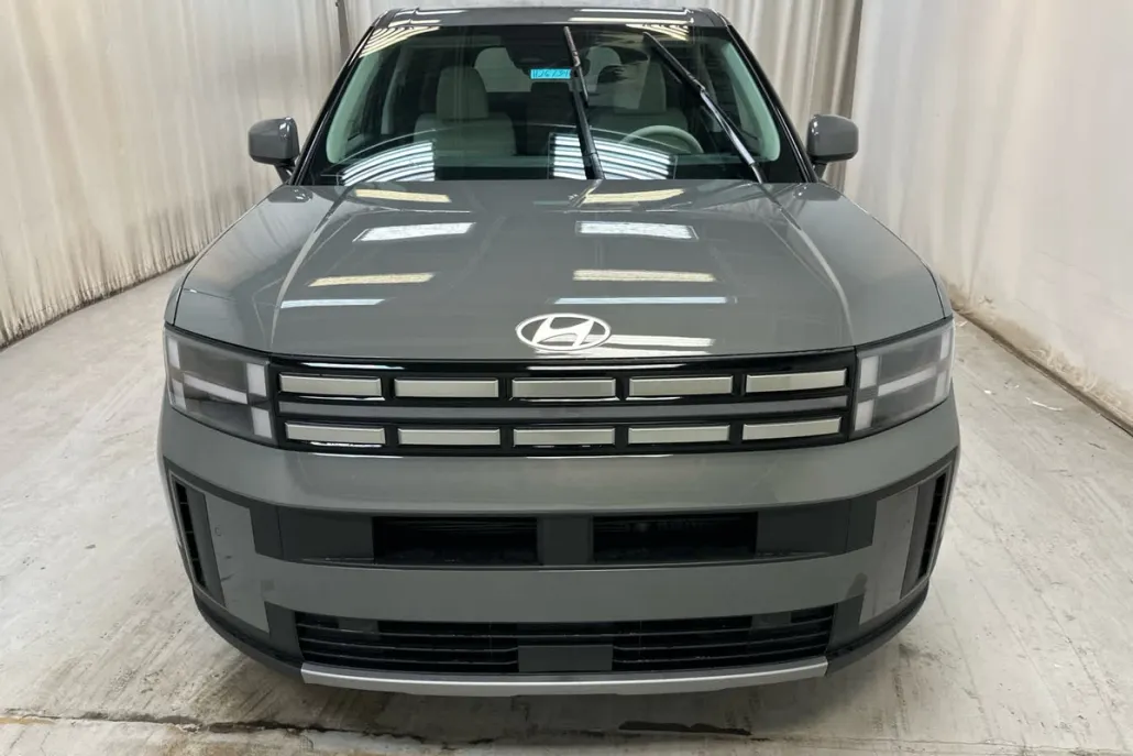 2026 Hyundai Santa Fe SE photo 1