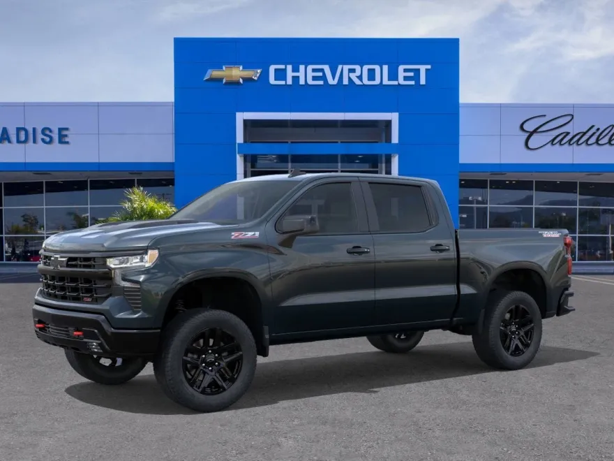 2026 Chevrolet Silverado Trail Boss LT photo 1