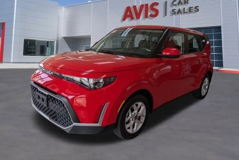2024 Kia Soul LX photo 1