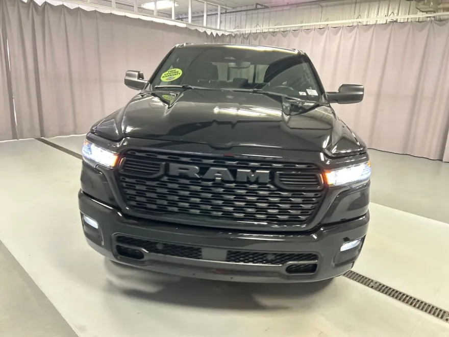 2025 Ram 1500 Tradesman photo 1