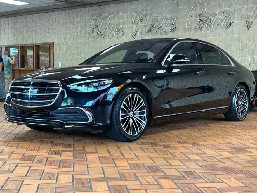 2023 Mercedes Benz S 580e 4MATIC photo 1