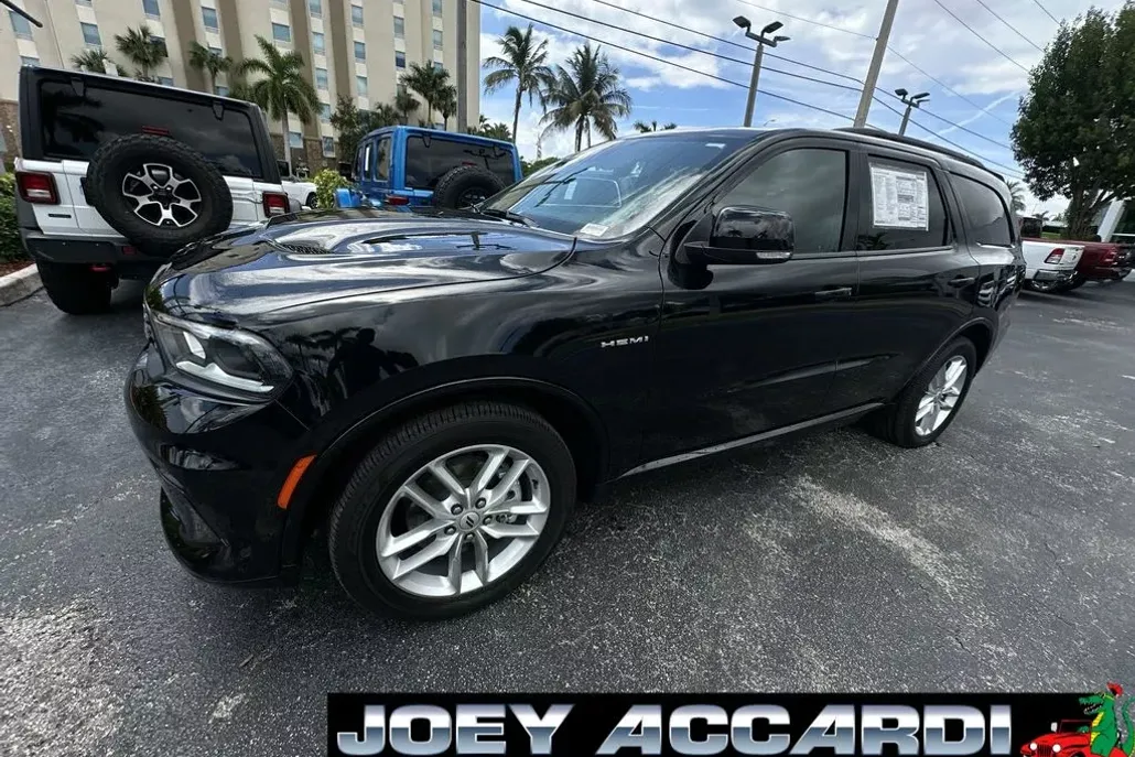 2025 Dodge Durango R/T Plus photo 1