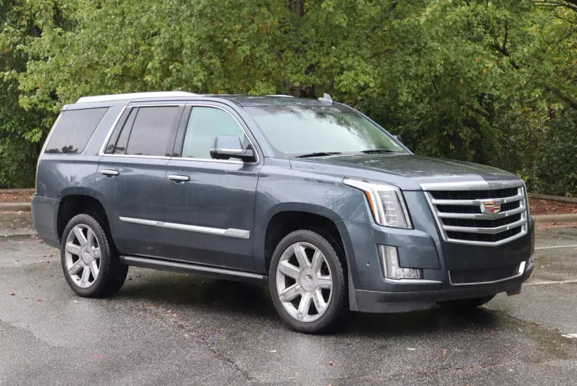 2019 Cadillac Escalade Premium Luxury photo 1