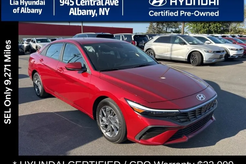 2024 Hyundai Elantra SEL photo 1