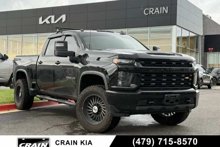 2020 Chevrolet Silverado 2500HD Custom photo 1