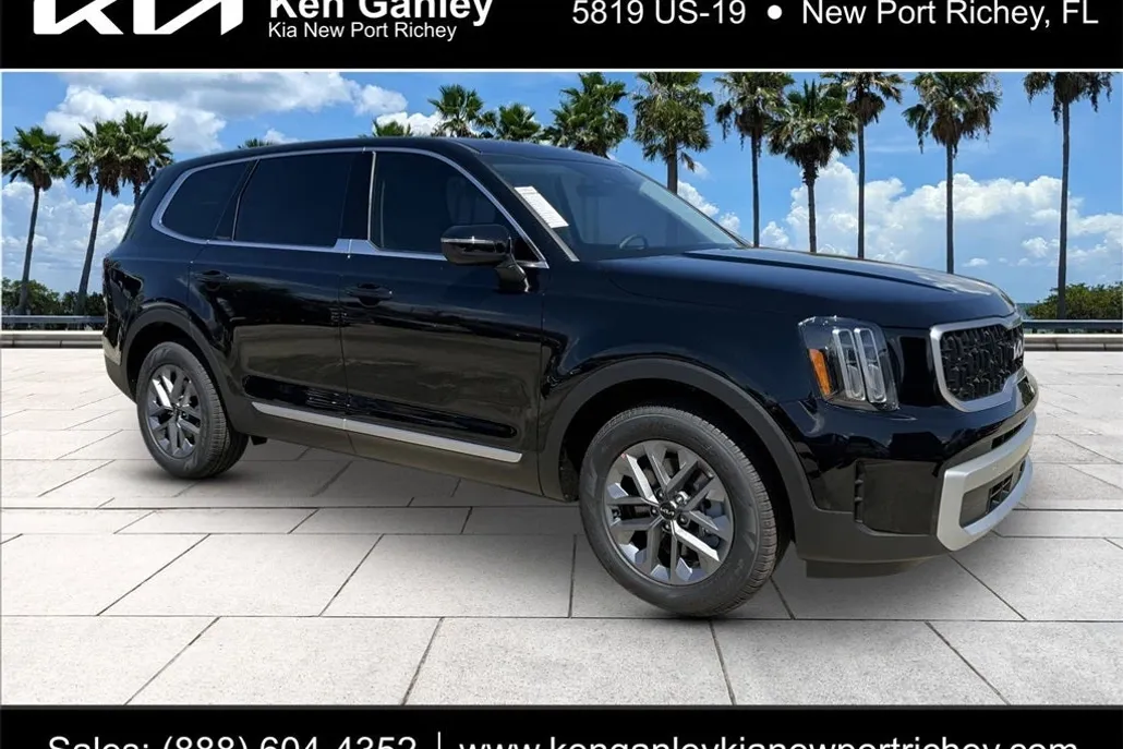 2025 Kia Telluride LX photo 1