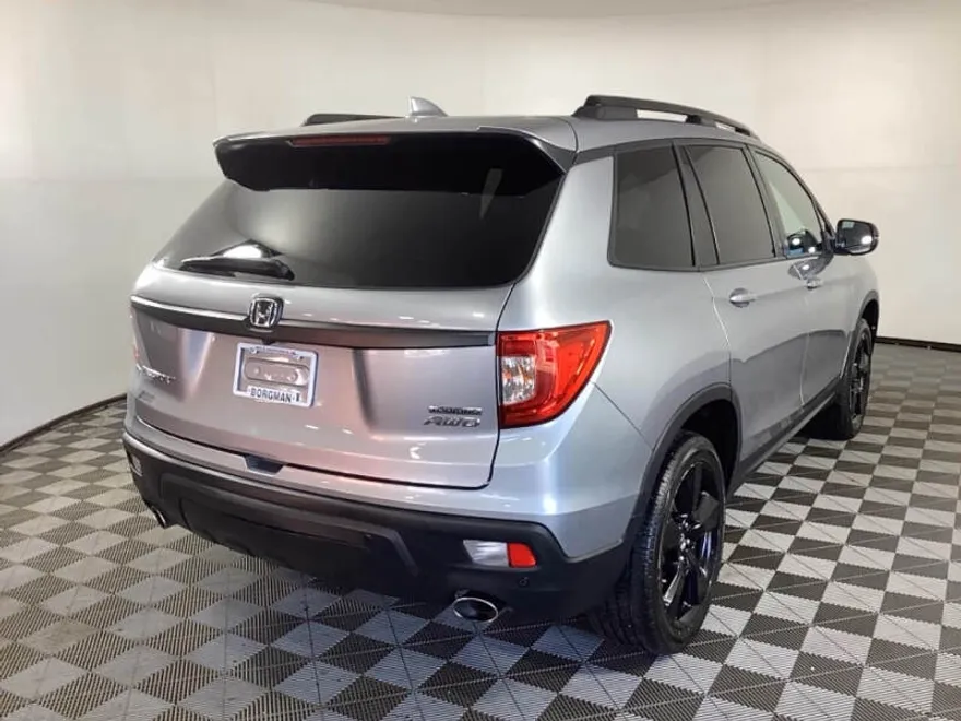 2021 Honda Passport Touring photo 1