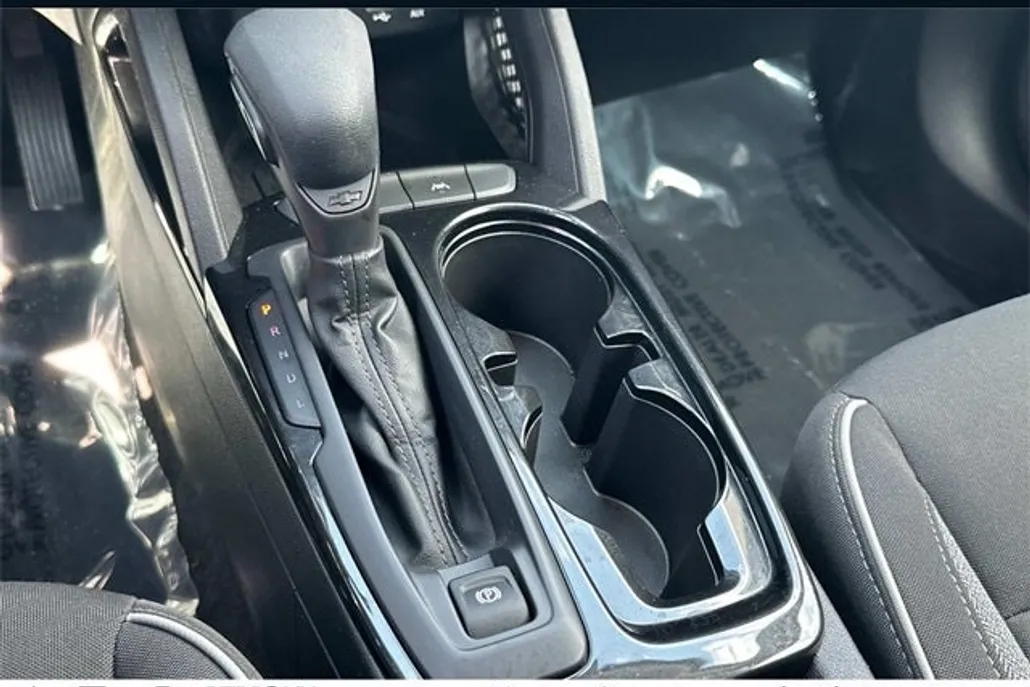 2022 Chevrolet Trailblazer LS photo 1