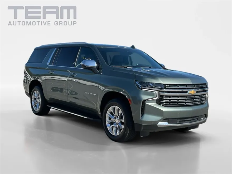 2023 Chevrolet Suburban Premier photo 1