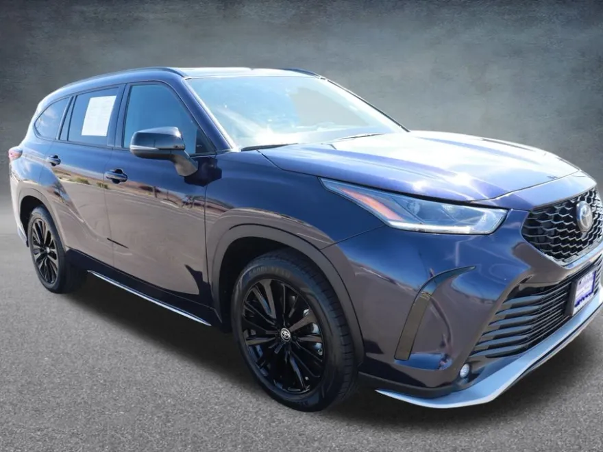 2024 Toyota Highlander XSE photo 1