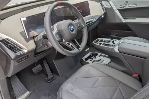 2025 Bmw iX photo 3