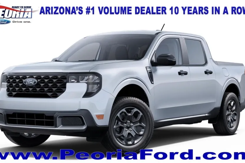 2025 Ford Maverick XLT photo 1