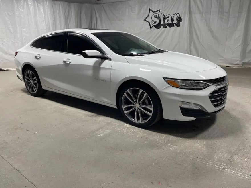 2023 Chevrolet Malibu 2LT photo 1
