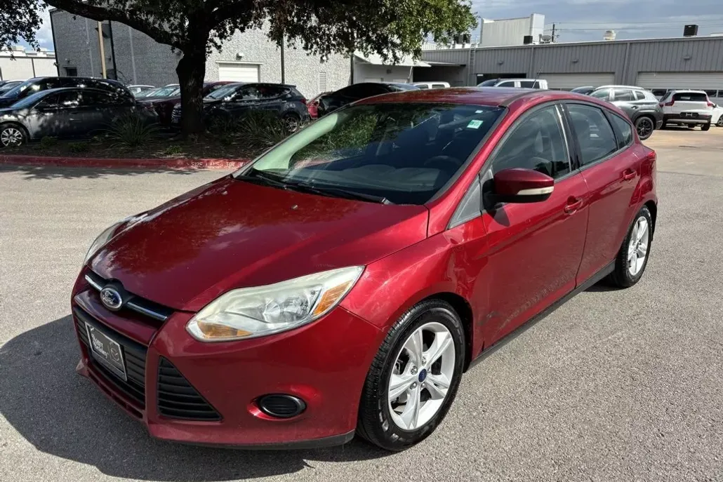 2014 Ford Focus SE photo 1