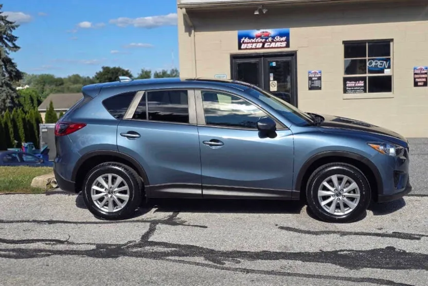 2015 Mazda CX-5 Touring photo 1