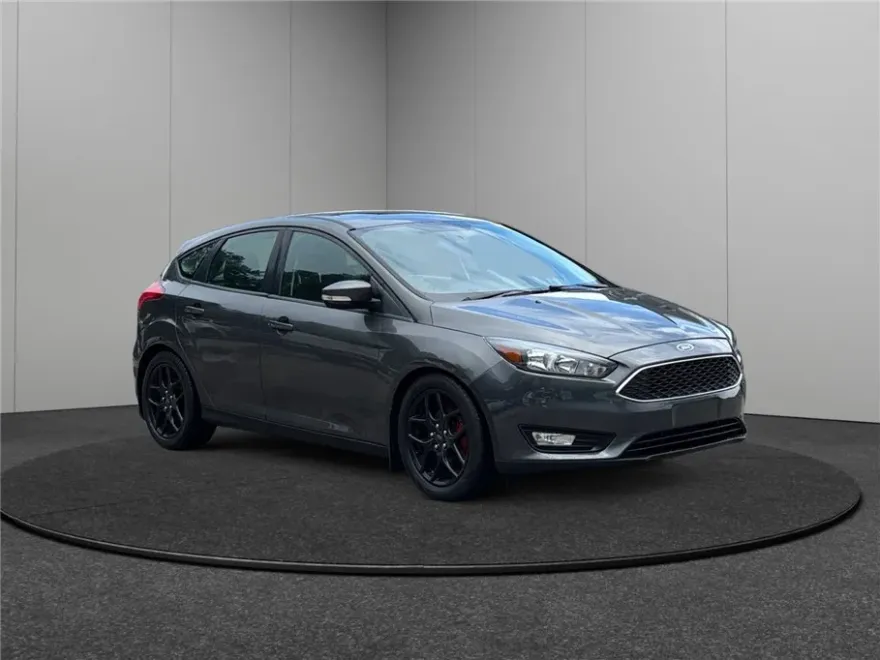 2016 Ford Focus SE photo 1