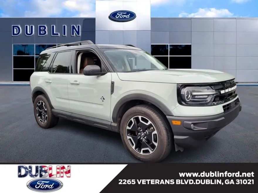 2021 Ford Bronco Sport Outer Banks photo 1
