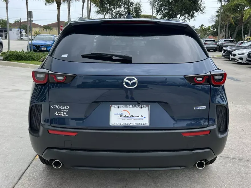 2025 Mazda CX-50 Preferred photo 1