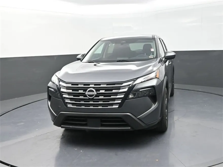 2024 Nissan Rogue SV photo 1