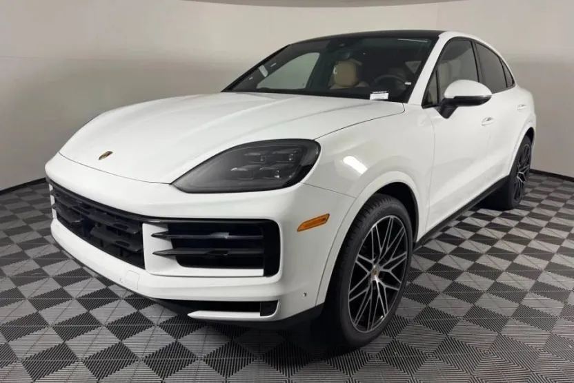 2026 Porsche Cayenne Coupe photo 1