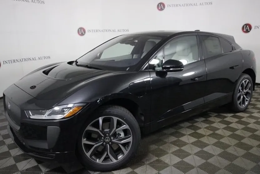 2024 Jaguar I-PACE EV400 HSE photo 1